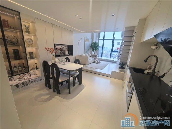 水映天成loft公寓奶油风装修