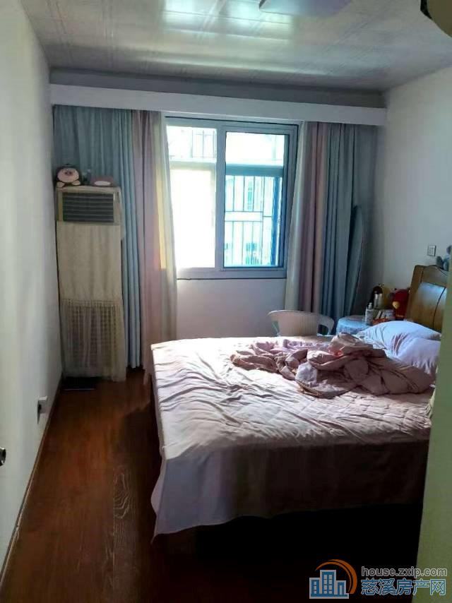 城东新村3楼65平自住装修上林无占用