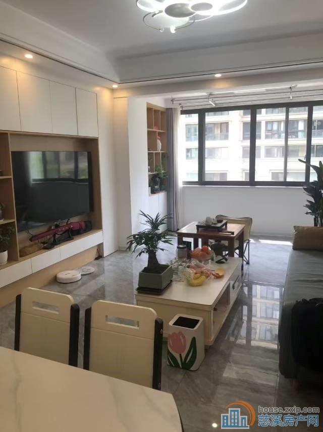 相士地南苑洋房100平新装修带车位2室