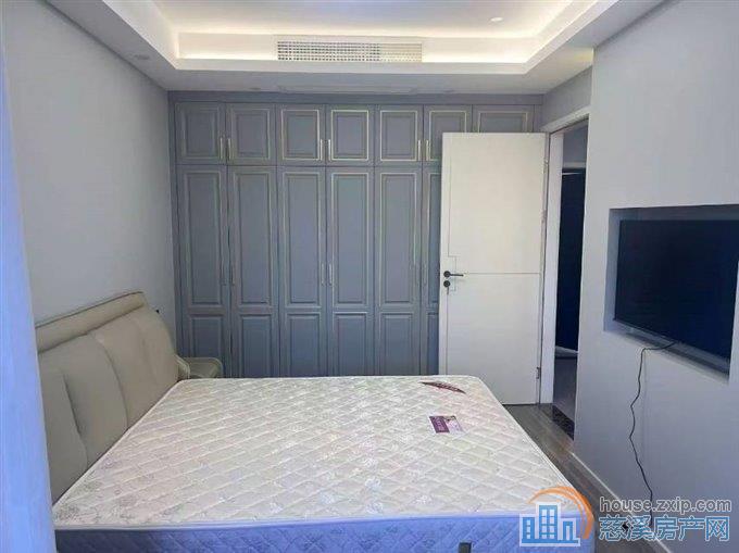 新潮塘60平送车位豪装可读书86.8万