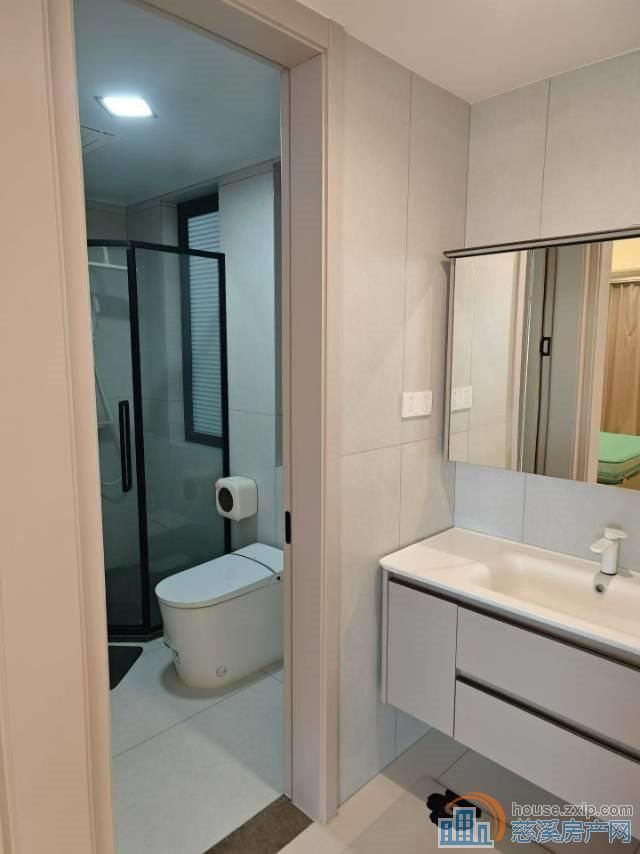 江景苑110平豪装一天没住两房带车位