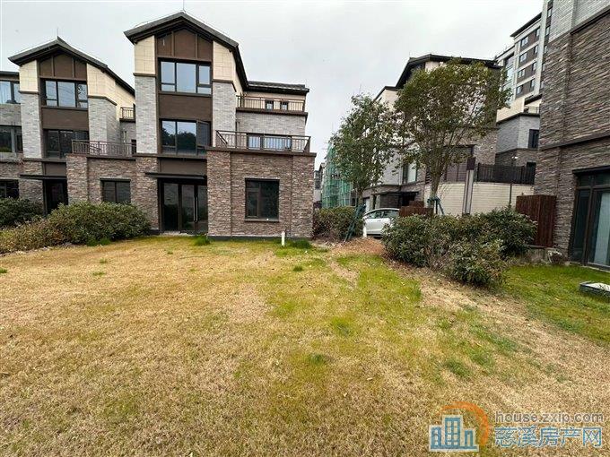 银杏小镇别墅三开间朝南捡漏价直接钥匙在