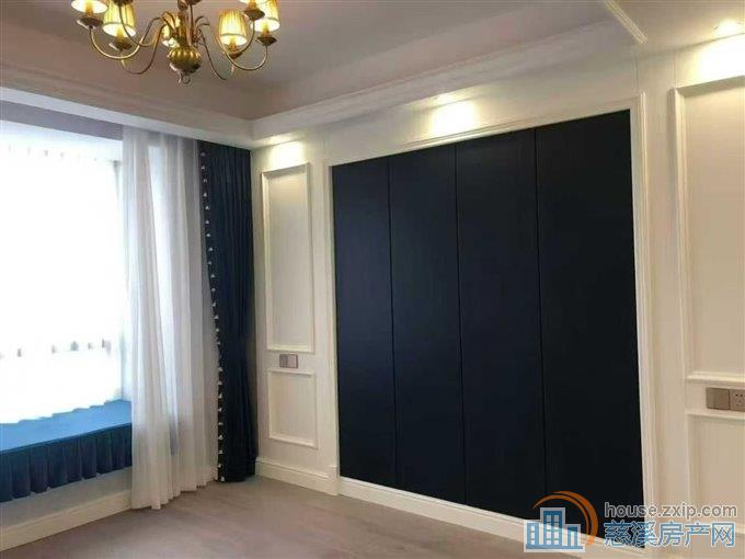 复地二期二室一衣帽间全新精装未入住