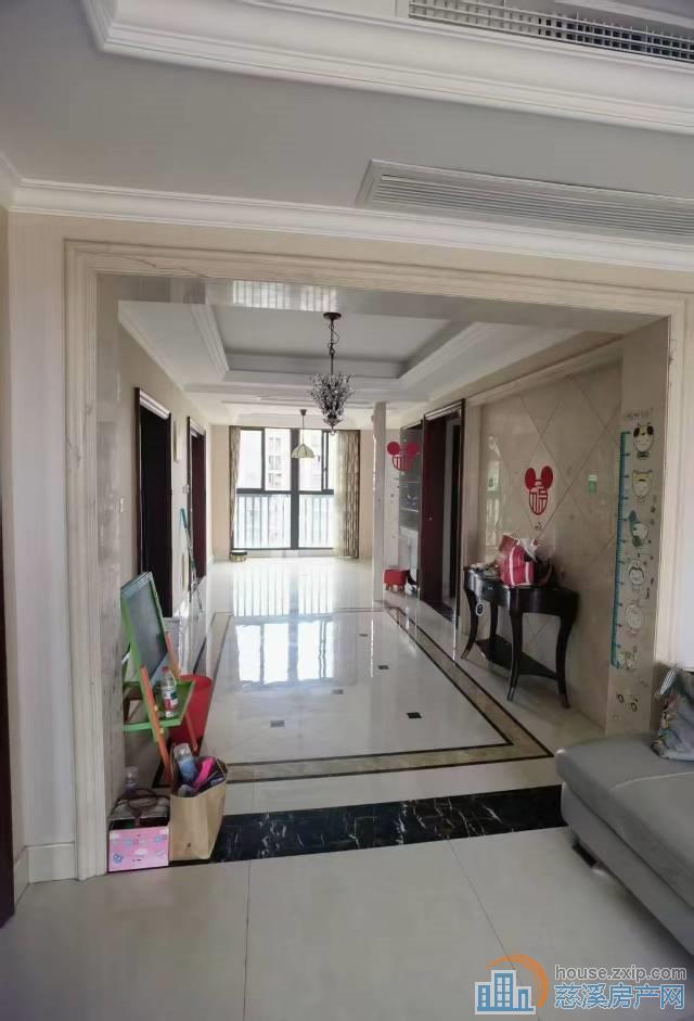 鸣北小区南区146平 自住精装145万