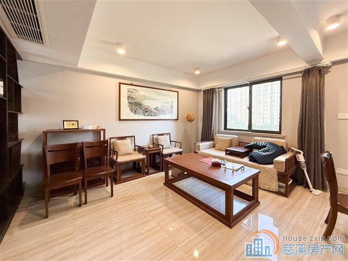 白金湾 全天采光 精装 品牌家具家电