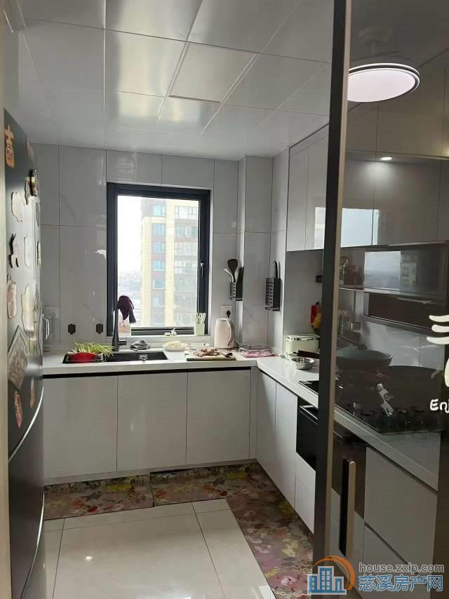 翡丽湾楼层佳面积120平96万精装