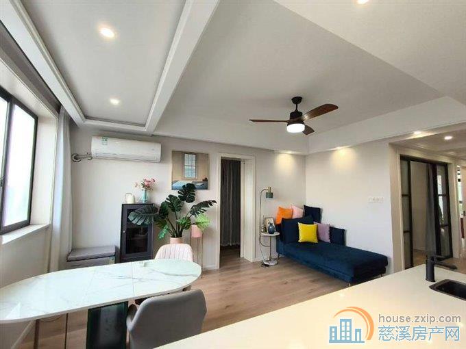 恒厚阳光城一期113平精装车位188万