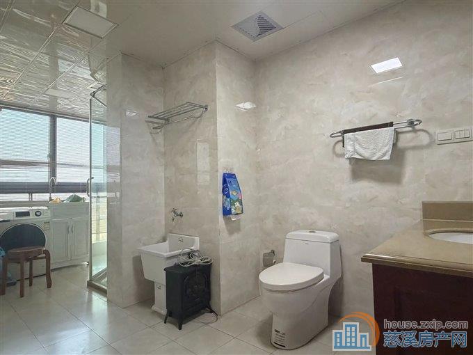 绿城诚园 精装147平方169万黄金楼层