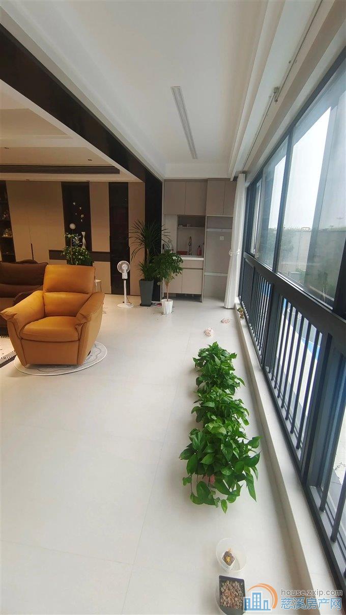 江樾潮启 精装洋房143平方带车位