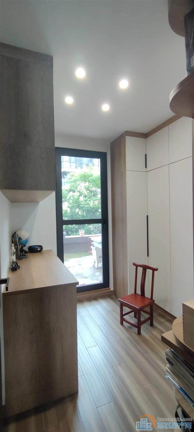 俯院江南南区93平145万精装带露台