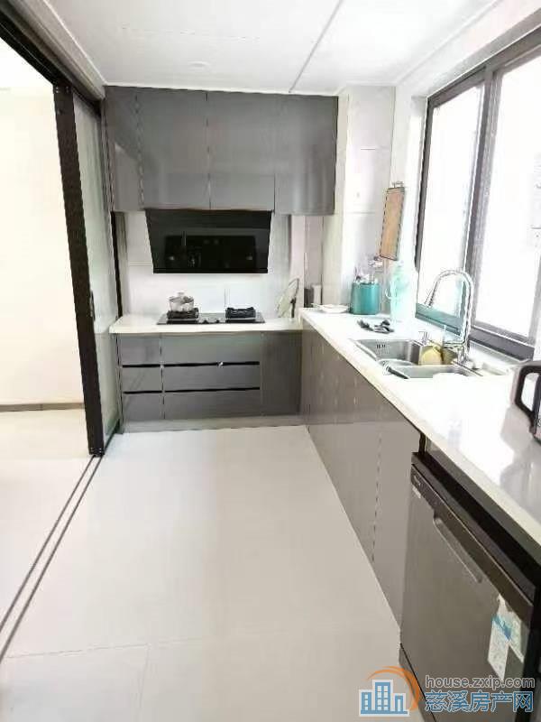 银杏小镇悦堂府127平新精装138.8万