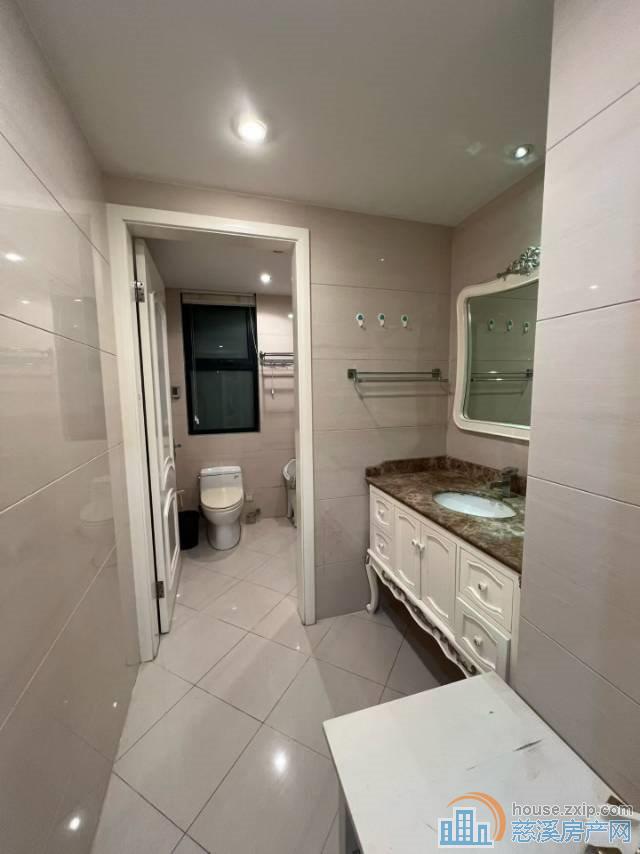 金色港湾139平洋房楼层佳199万车位