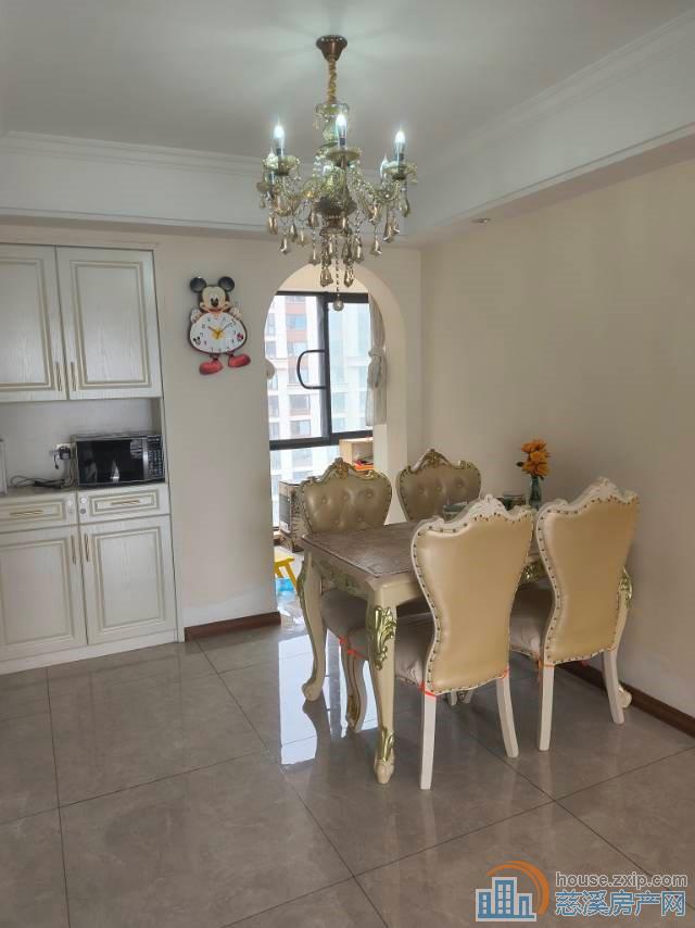 特价梧桐府143平好楼层精装满2年