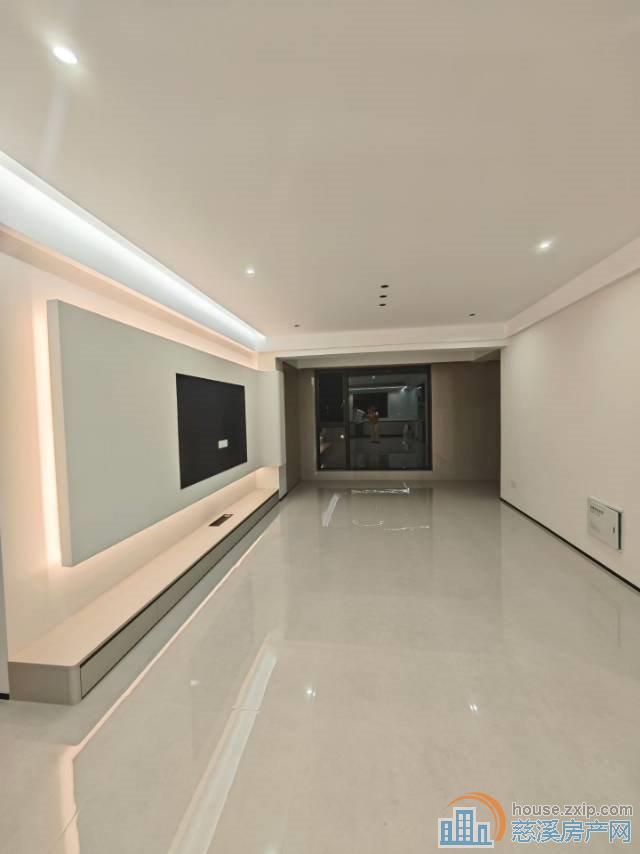 中海湖心半岛127平方278万直接