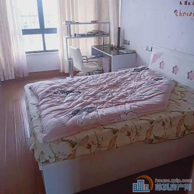 星光家园3楼120平方大车库40平方99