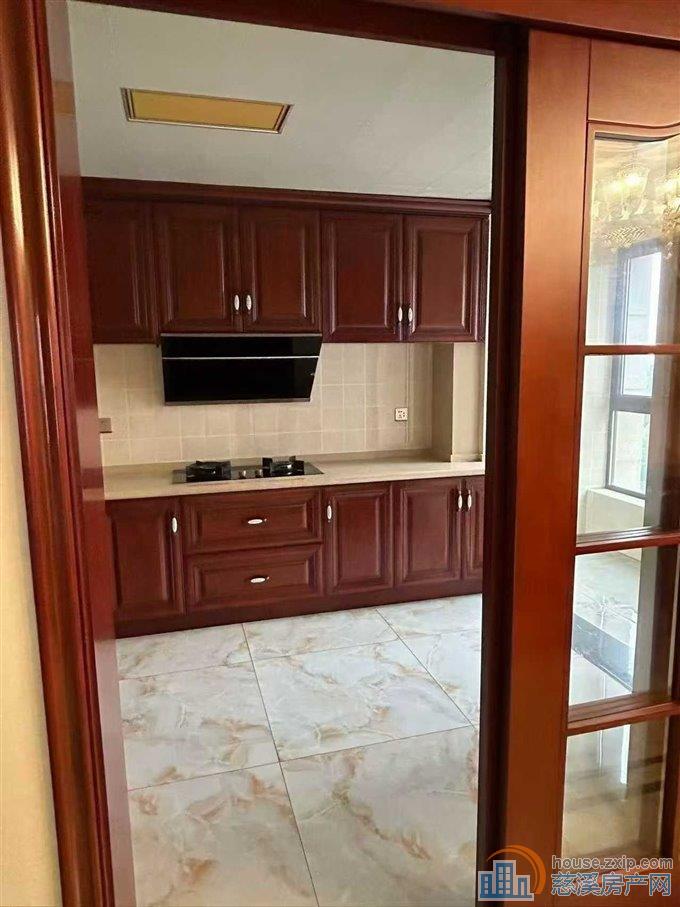 凯旋门161平方楼层好精装230万