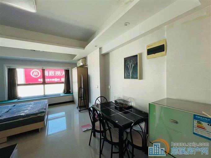 泰悦公寓出租1650/月拎包入住