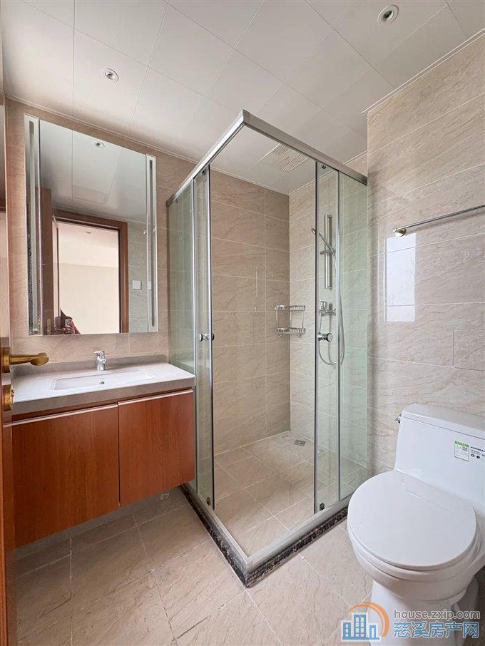 余姚恒大河悦府 满2年 统一精装