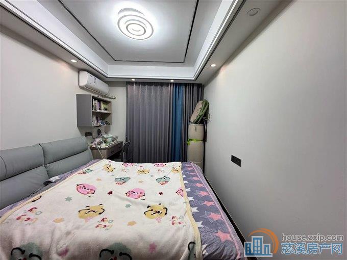 新力帝泊湾 精装洋房111平方138万