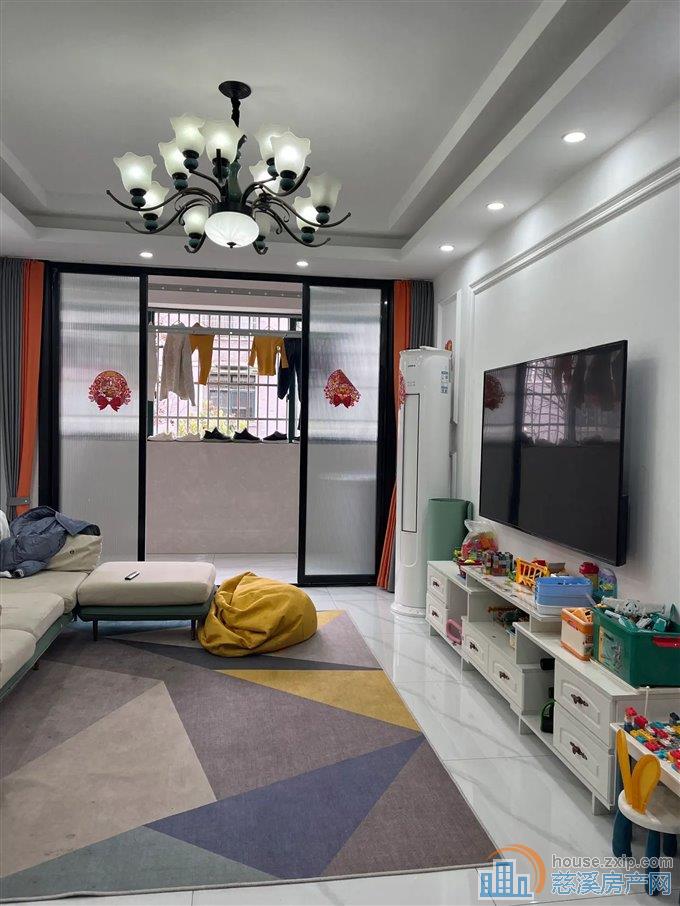 舜韵华庭130平83万满五唯一送车库