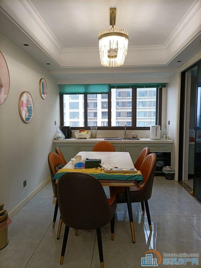 泊江府125平236万满五唯一精装修