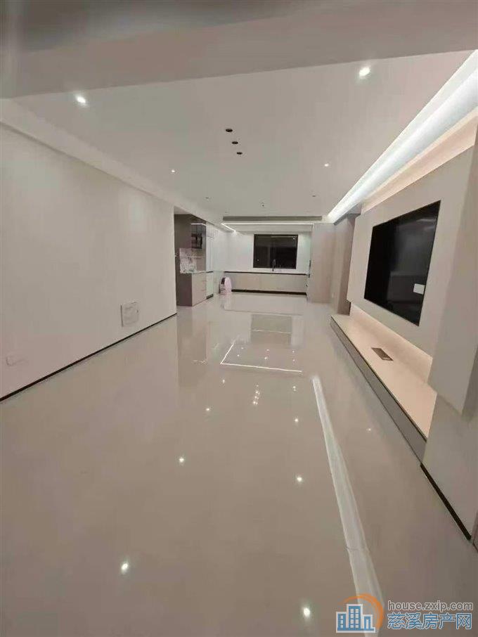 中海湖心半岛好楼层127平全新精装未入住