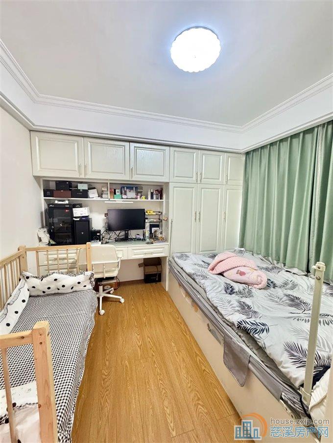 凤鸣梧桐府143平158万精装修