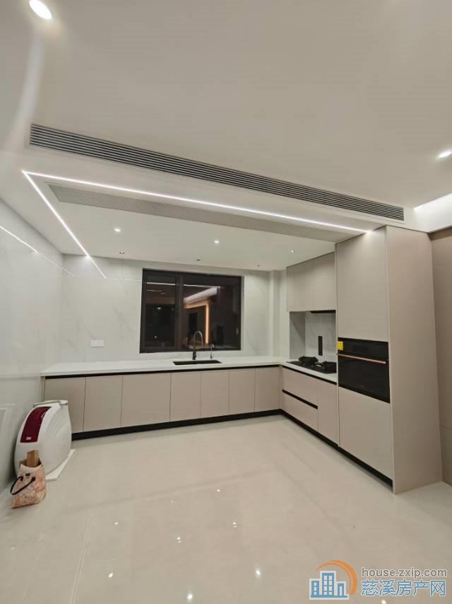 中海湖心半岛127平方278万直接