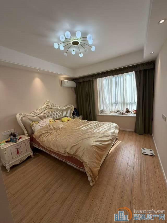 新潮塘北苑107平边套精装3房128万