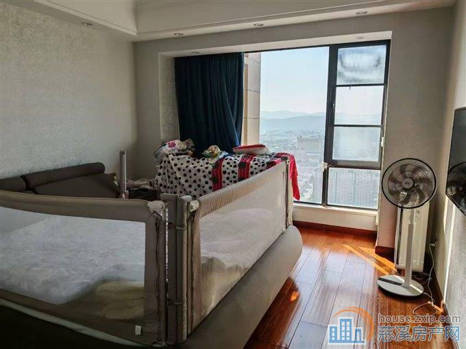 阳光城一期3室边套