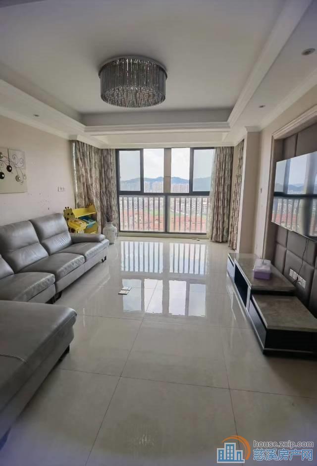 鸣北小区南区146平 自住精装145万