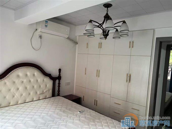 水门路2室2200元，看房方便