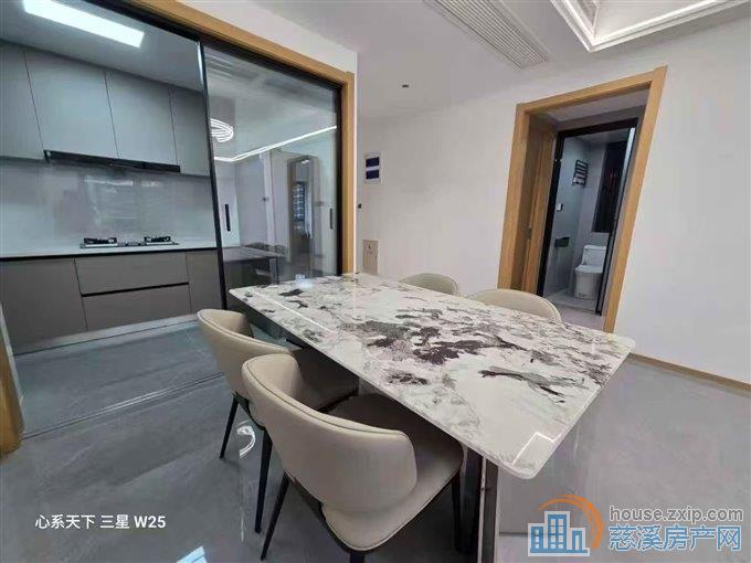 万固臻悦府140平豪华装修6000