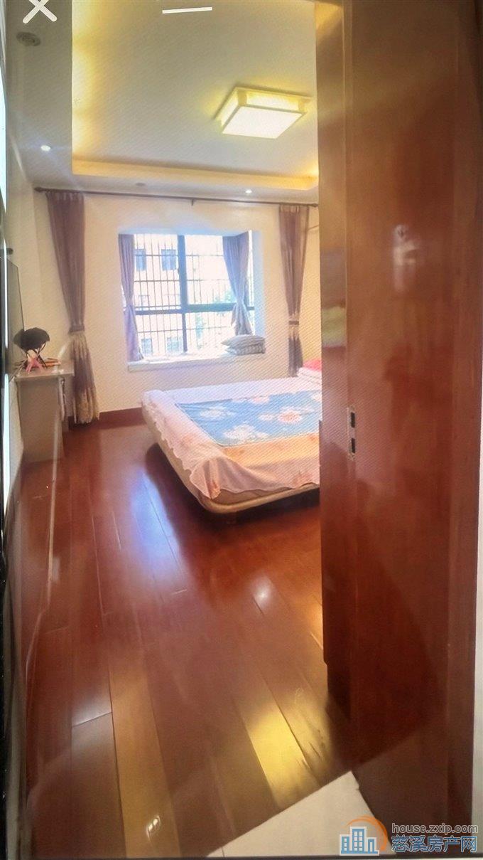 特价新塘家园3楼90平地下车位 78万