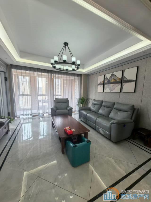 诚心出售新潮塘南苑164平182万现代装