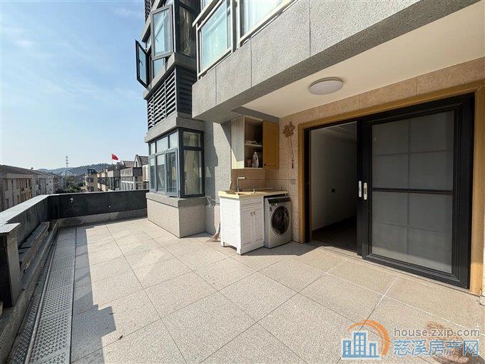 美华银桂苑137平158万送车位