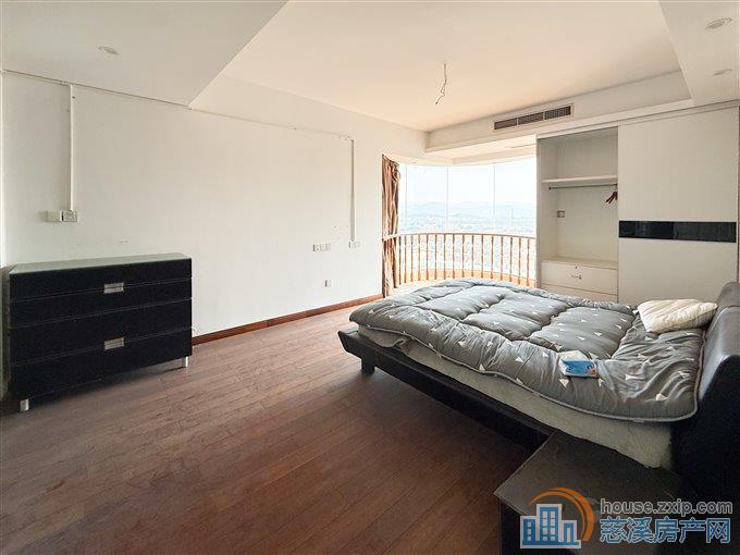 东方明珠城178平162万送双车位