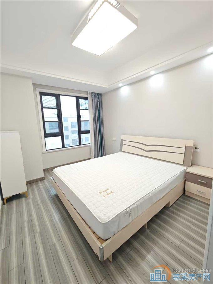 欢乐颂3室2厅2卫精装修直接房源钥匙在