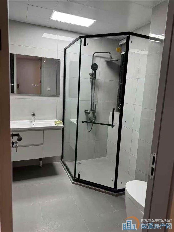 融创江滨之城江岸臻园 3室2厅1厨