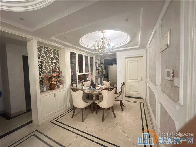 金仕华庭123平方豪装189万直接