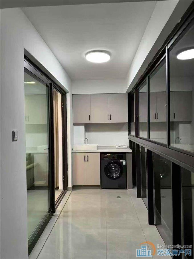 融创江滨之城江岸臻园 3室2厅1厨