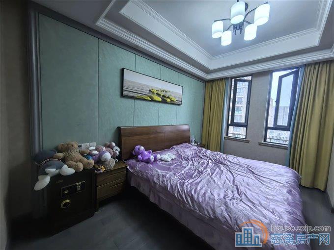 新潮塘南苑 162平 182万 精装修