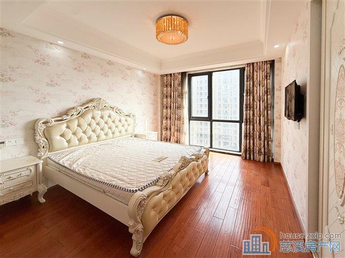 界牌新村 138平145万 精装带车位