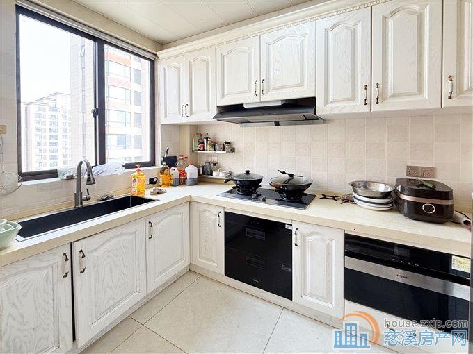 复地二期135平156万满五唯一免个税