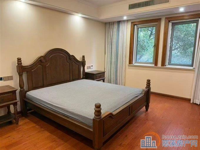 太子湾豪华装修带车位首次出租直接房源