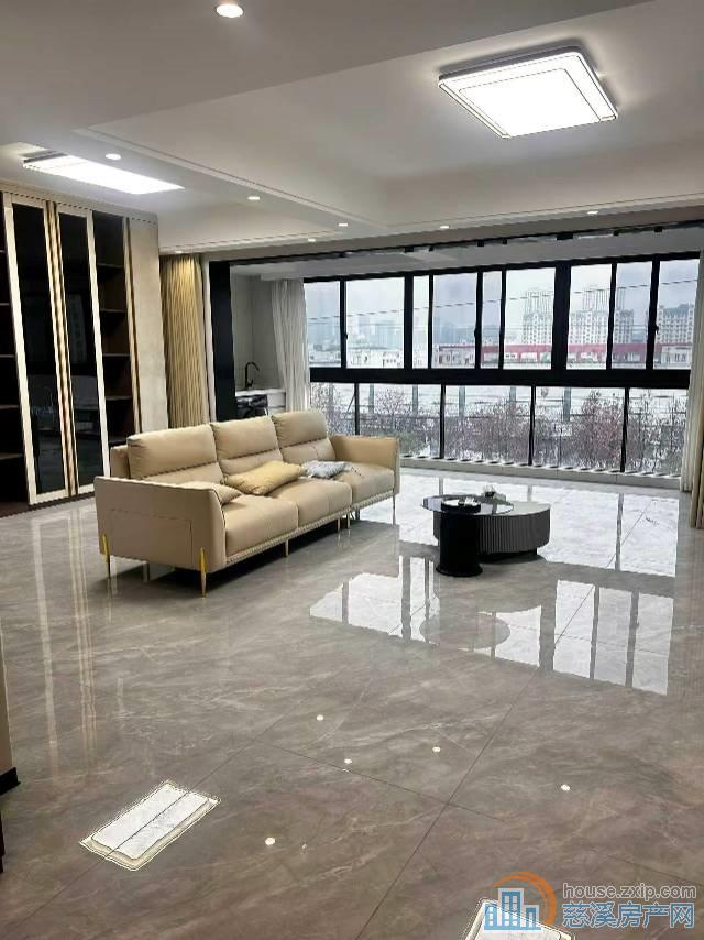 泊江府洋房精装3室2厅2卫带车位