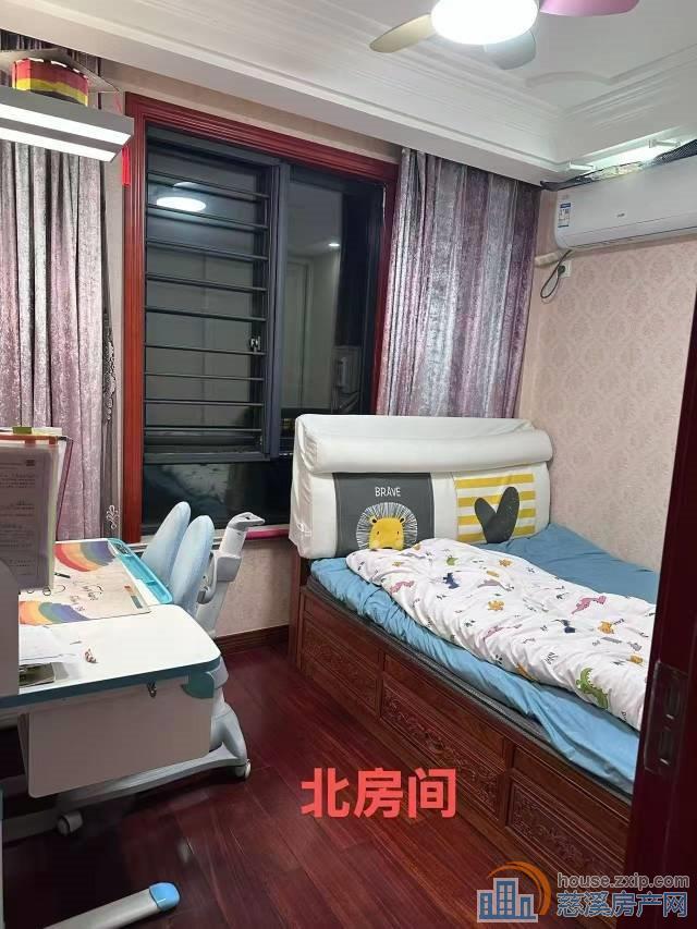 城市桃源115平精装152.8万车位