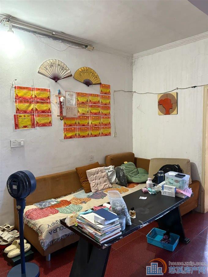 急售园丁新村87平52.8万