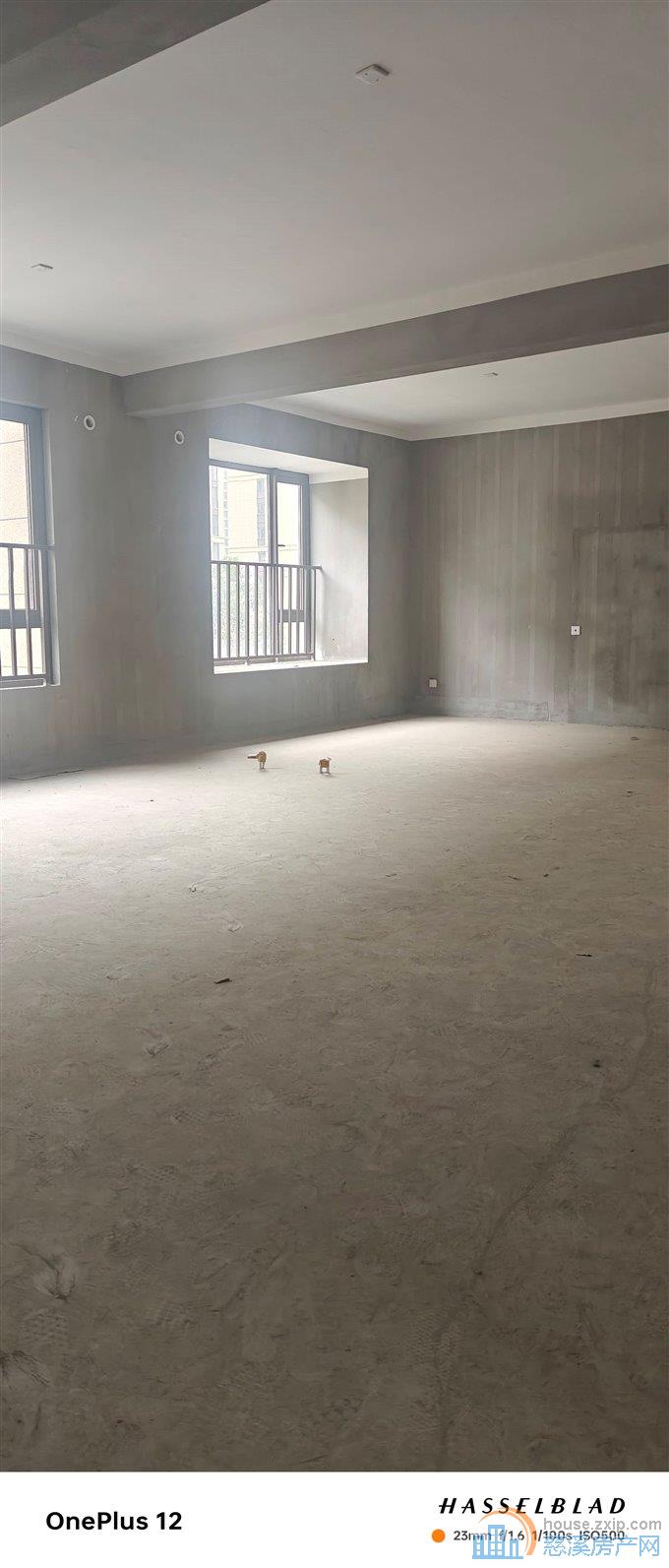 吾悦洋房168平方2只车位288万直接