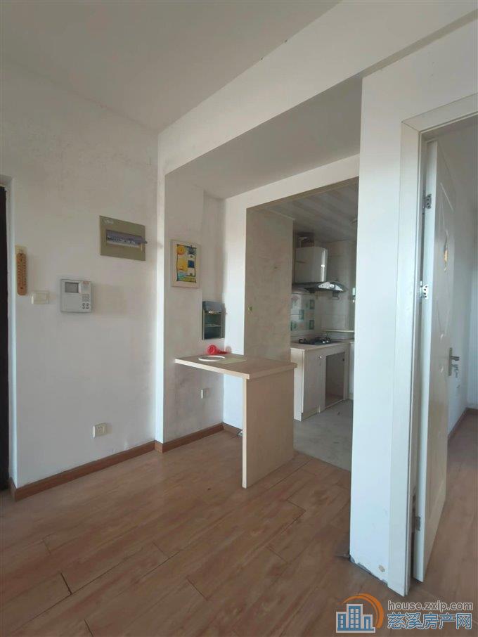 星光家园二期 低楼层 73平方68万